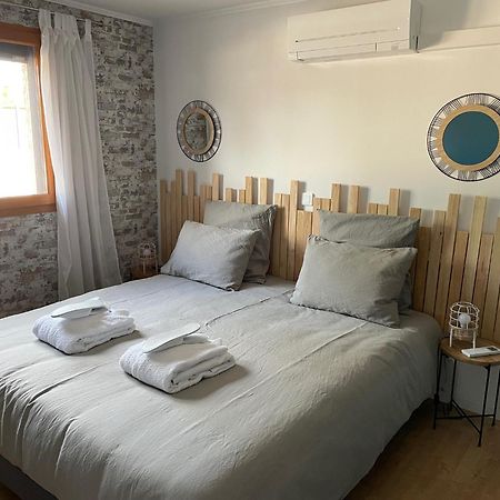Le Double C Bed and Breakfast Saint-Victor-de-Morestel Buitenkant foto