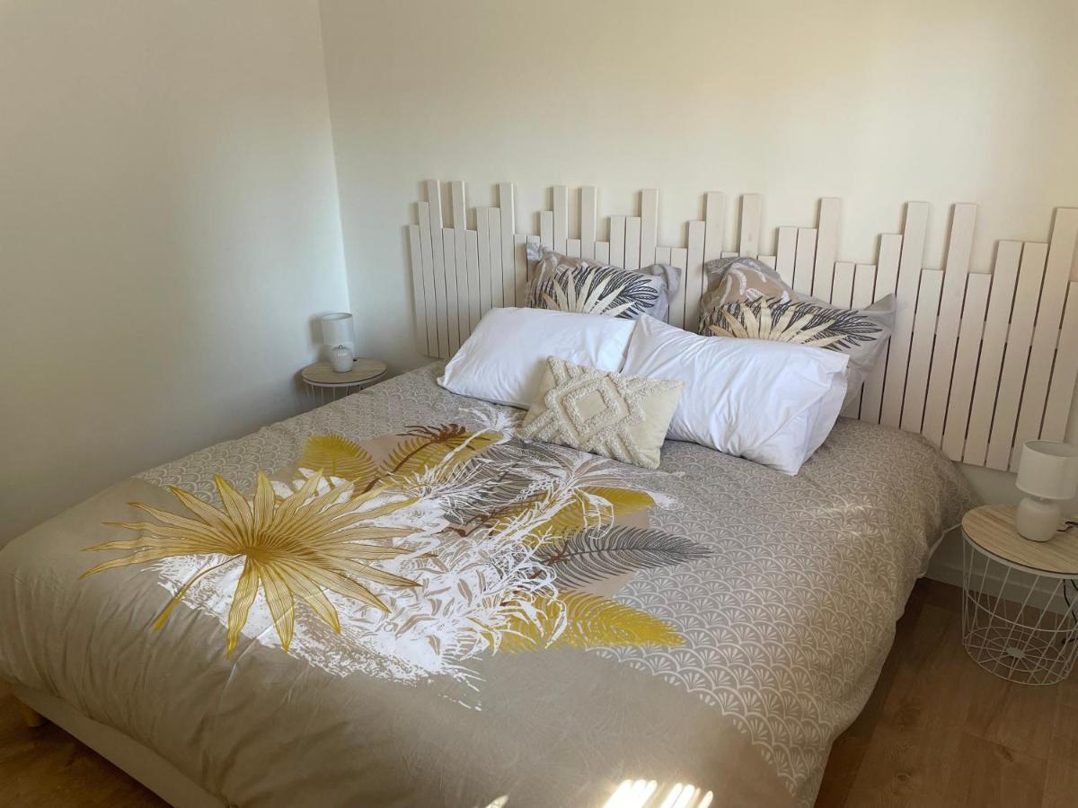 Le Double C Bed and Breakfast Saint-Victor-de-Morestel Buitenkant foto